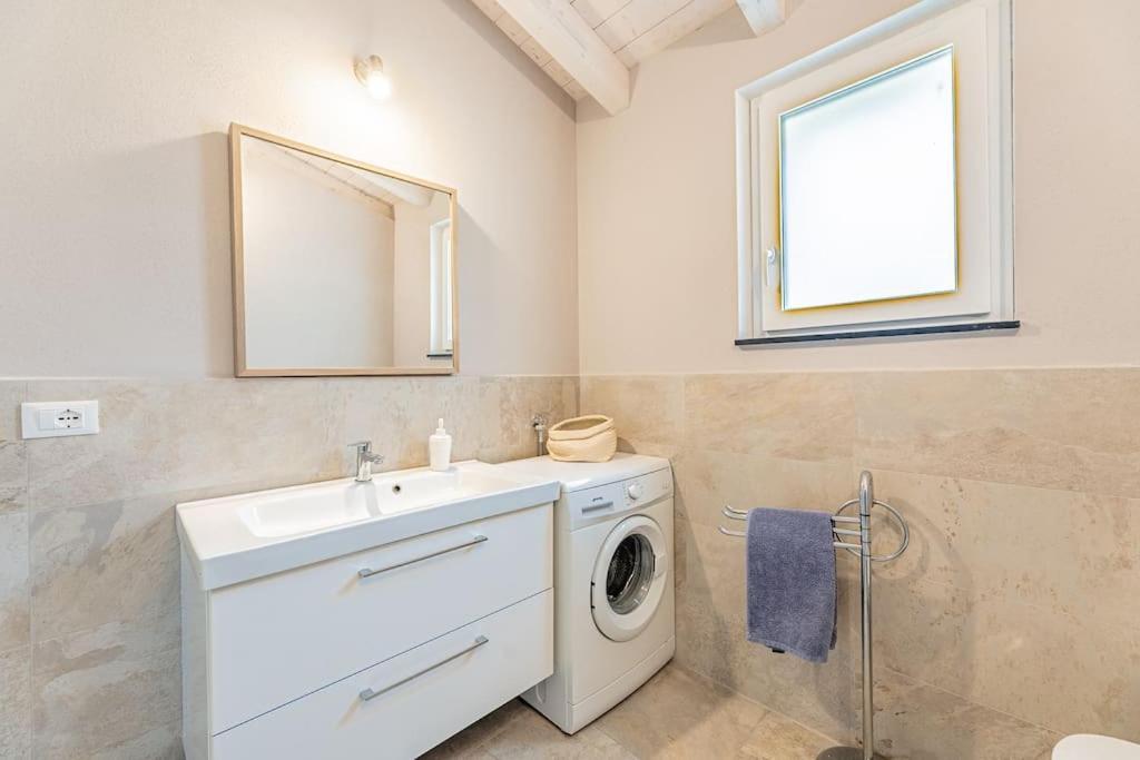 Charming One-Floor Villa With Garden, Car Parking Albisola Superiore Buitenkant foto
