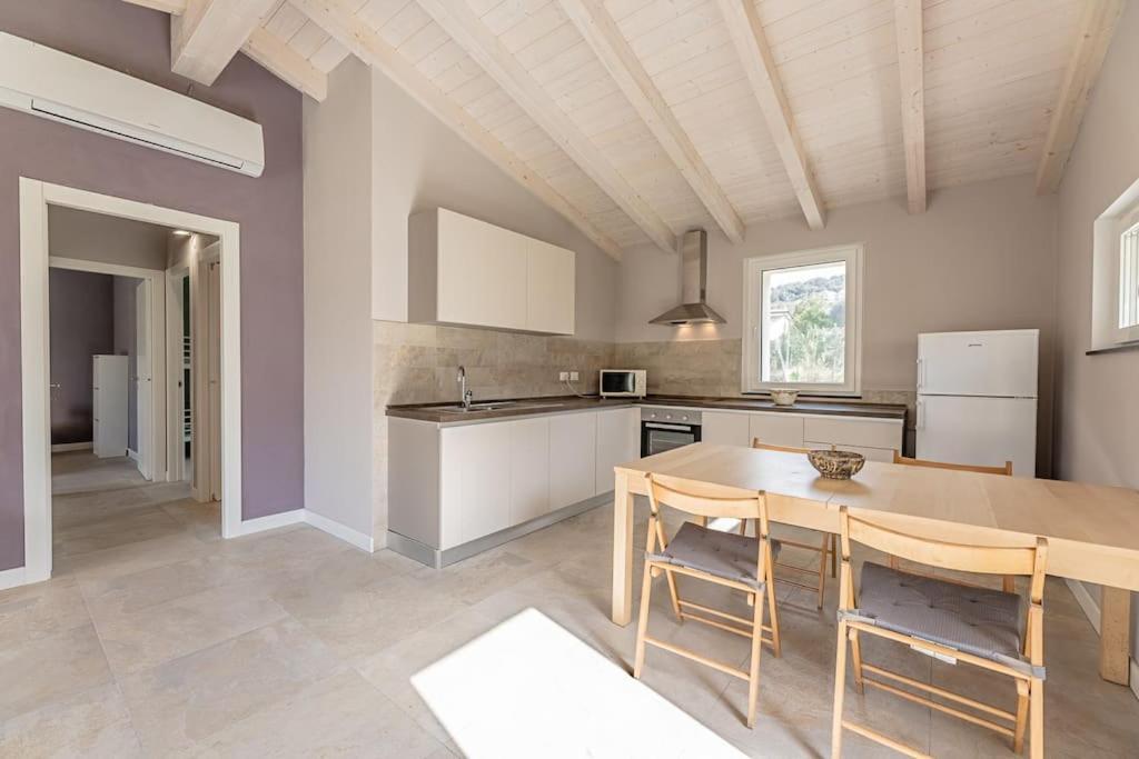 Charming One-Floor Villa With Garden, Car Parking Albisola Superiore Buitenkant foto