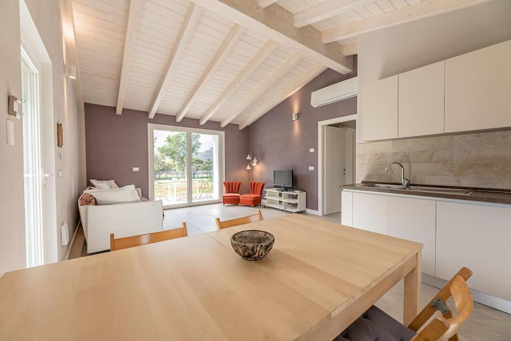 Charming One-Floor Villa With Garden, Car Parking Albisola Superiore Buitenkant foto